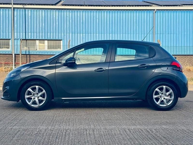 Used Peugeot 208 Active 2016 Grey Hatchback