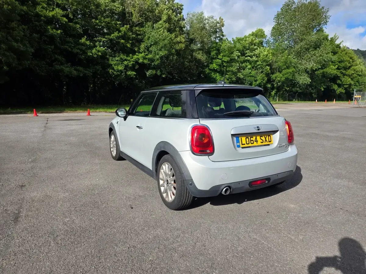 Used Mini Cooper D Hatch 2014 Silver Hatchback