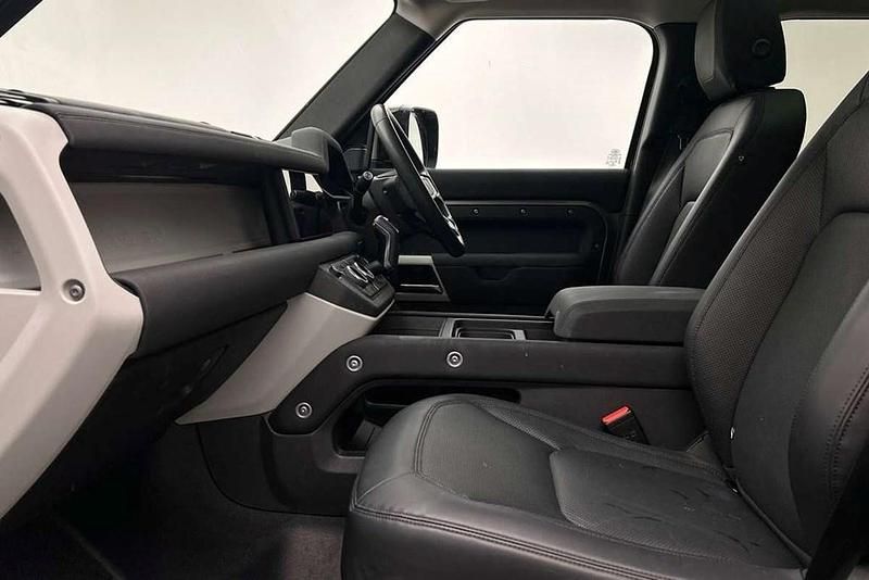 Usado Land Rover Defender SE 245 HP (180 kW) 2022 Prateado SUV