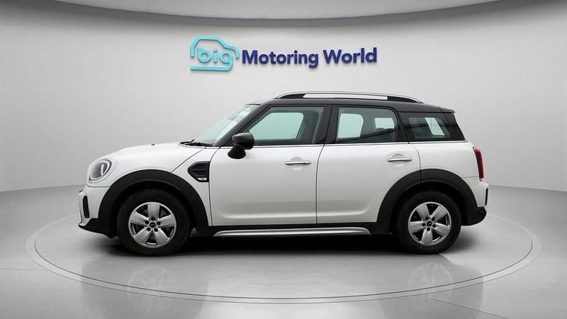 Used Mini Cooper Countryman Classic 134 HP (98 kW) 2022 White SUV
