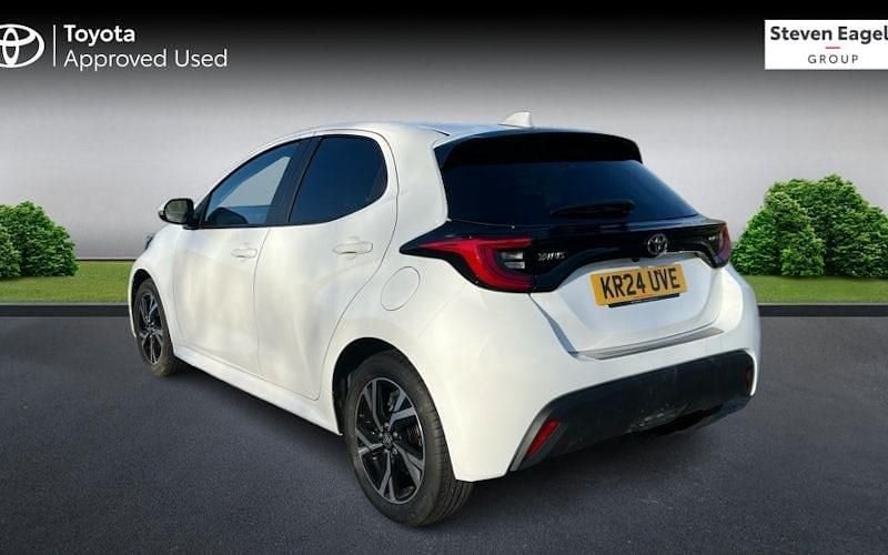 Used Toyota Yaris Hybrid Design 116 HP (85 kW) 2025 Hatchback