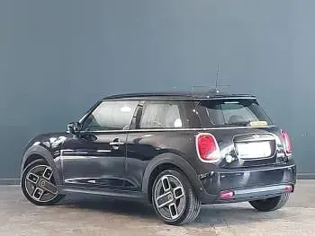 Used Mini Cooper S Level 2 135 kW (184 HP) 2023 Black Hatchback