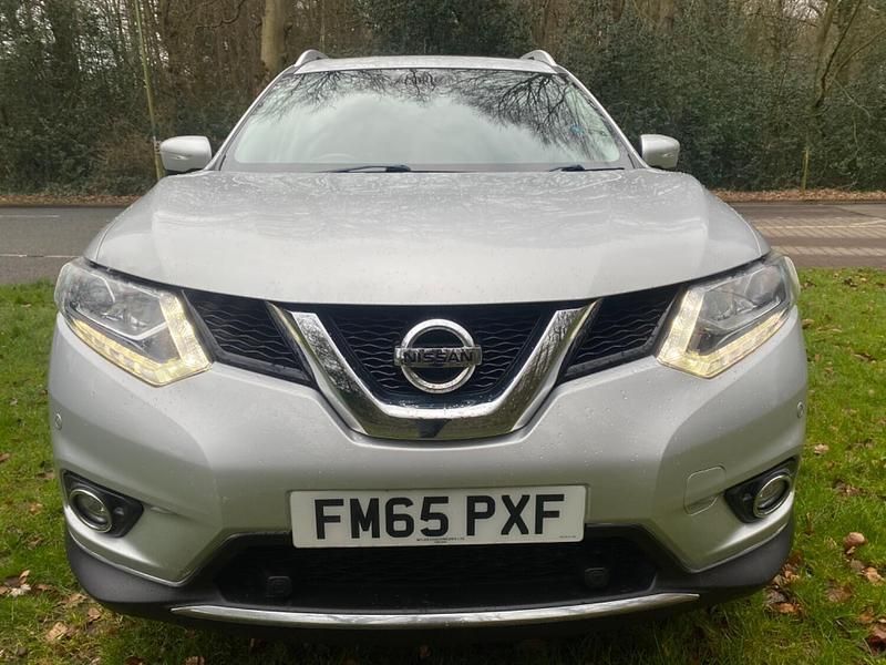 Used Nissan X-Trail Tekna 130 HP (95 kW) 2015 Silver SUV