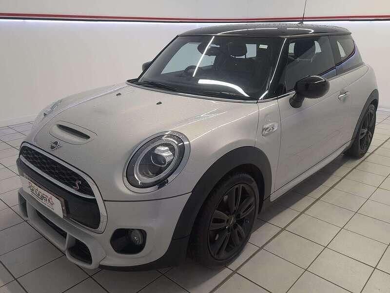 Używany Mini Cooper S Hatch 2019 Srebrny Hatchback