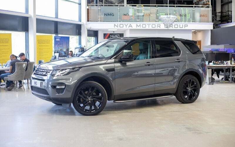 Used 2018 Land Rover Discovery Sport HSE SUV | £12,399 (Fair price) - Image 1/4