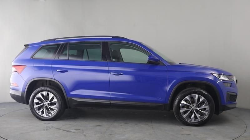 Used Skoda Kodiaq SE Drive 150 HP (110 kW) 2023 Energy blue SUV