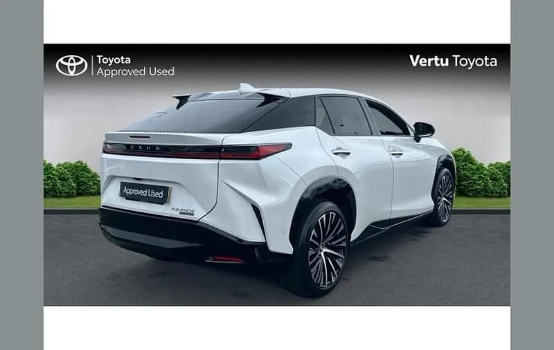 Used Lexus RZ 450e 230 kW (313 HP) 2023 White SUV
