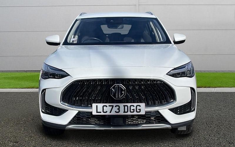 Begagnad MG HS Trophy 162 HK (119 kW) 2024 Vit SUV