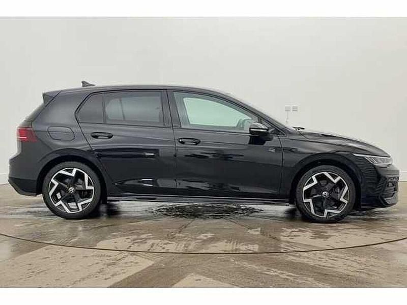 Used VW Golf VIII 150 HP (110 kW) 2025