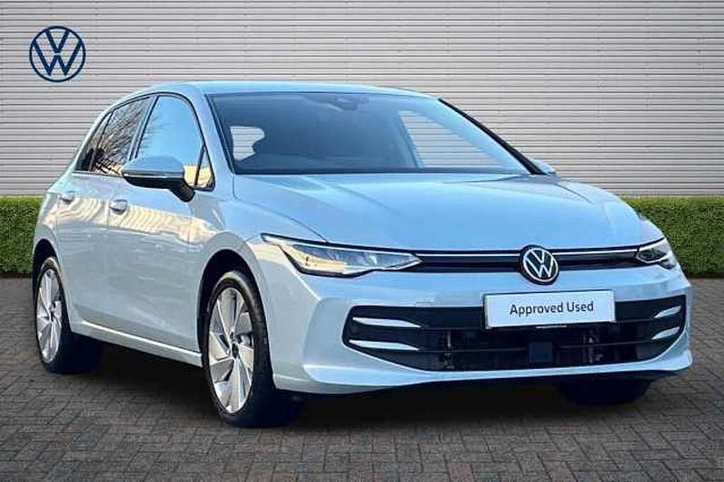 Used VW Golf VIII 204 HP (150 kW) 2025