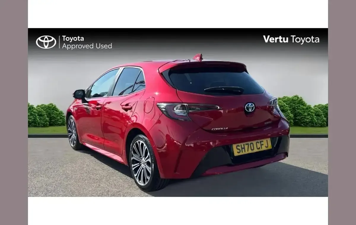 Used Toyota Corolla Design 122 HP (89 kW) 2020 Red Hatchback