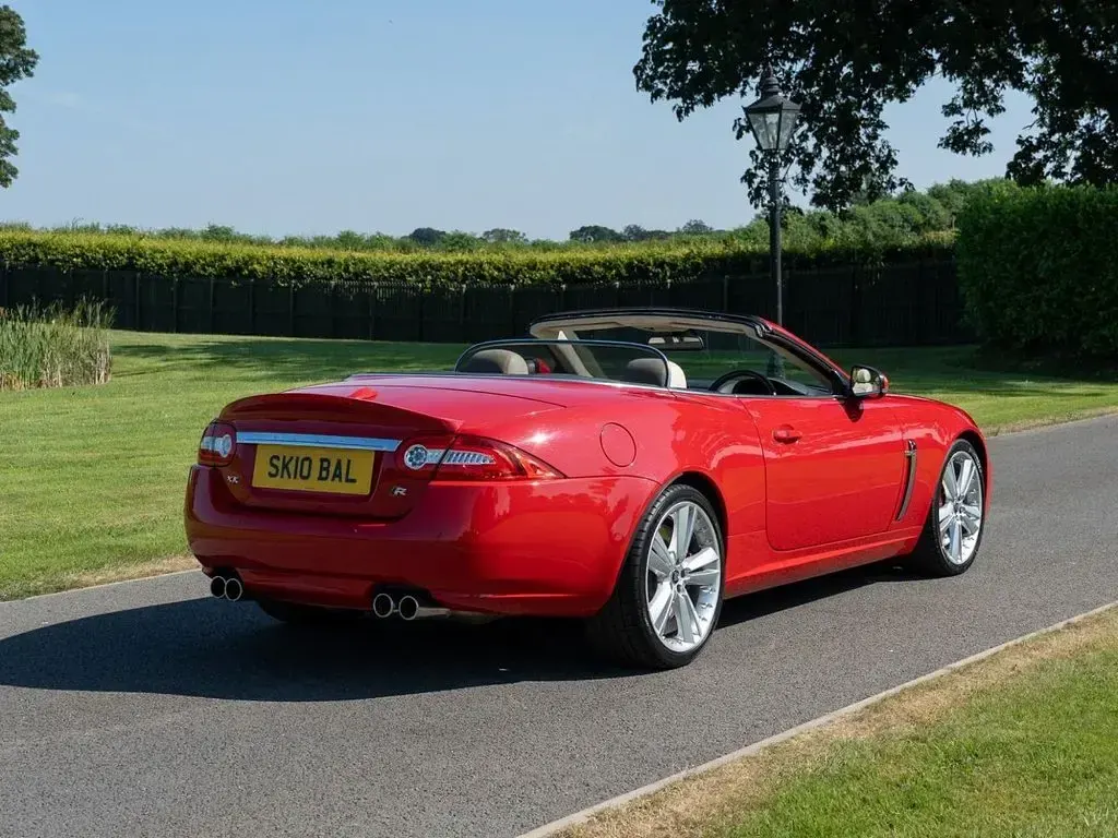 Used Jaguar XK Supercharged 385 HP (283 kW) 2010 Red Cabriolet