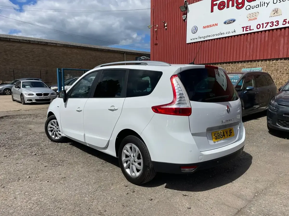 Used Renault Grand Scénic LIMITED 2014 White MPV