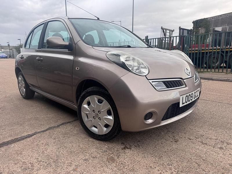 Used Nissan Micra Acenta 79 HP (58 kW) 2009 Beige Hatchback