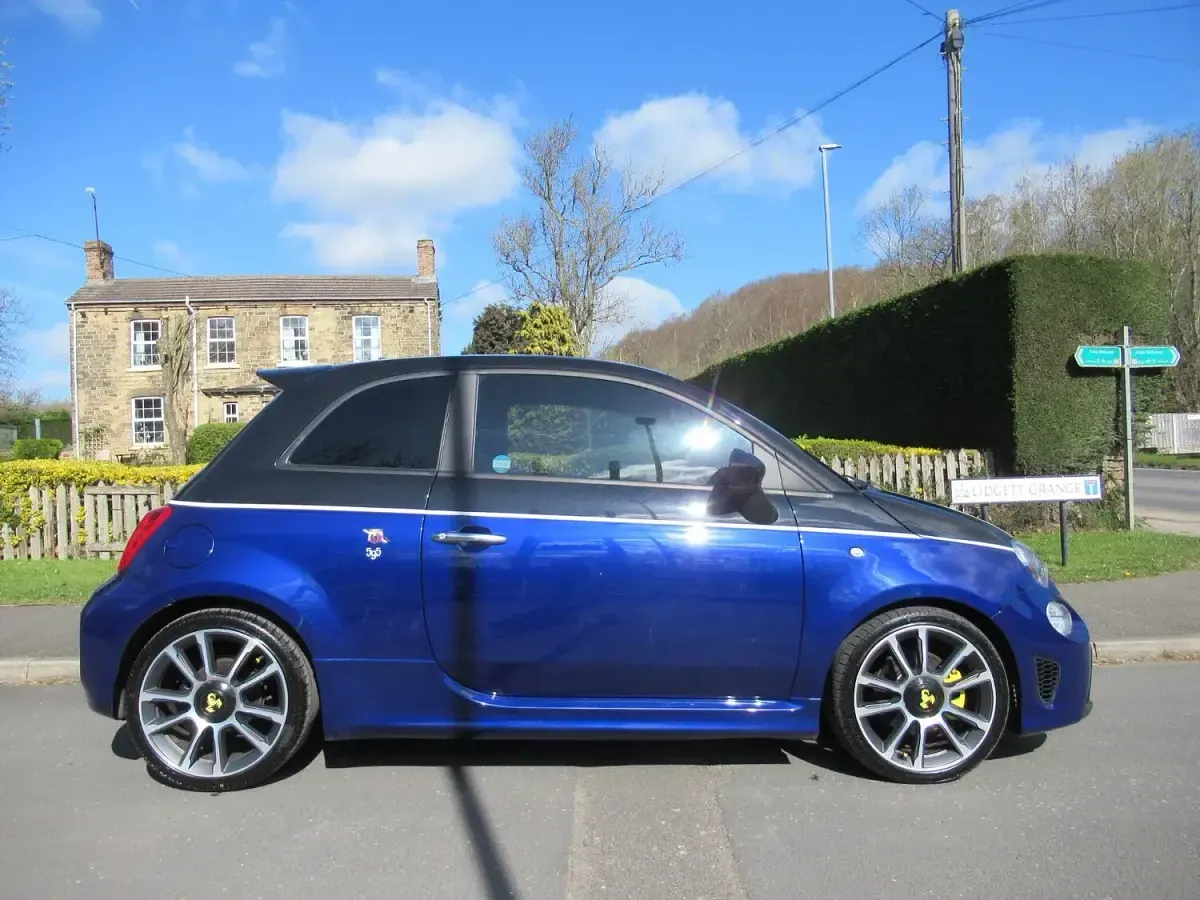 Used Abarth 595 Turismo 165 HP (121 kW) 2017 Black/blue Hatchback