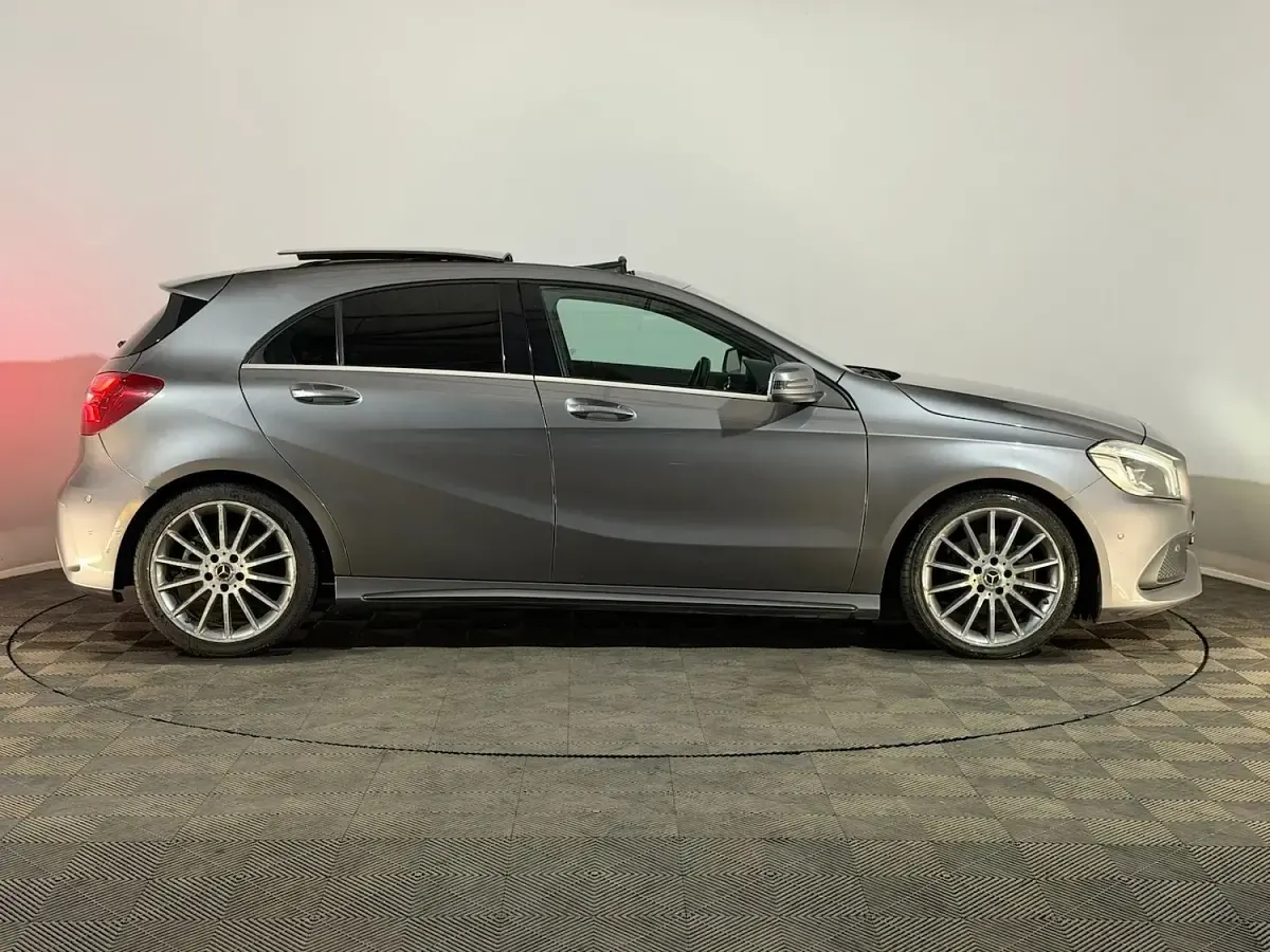 Used Mercedes A200 AMG Line Premium Plus 136 HP (100 kW) 2017 Grey Hatchback