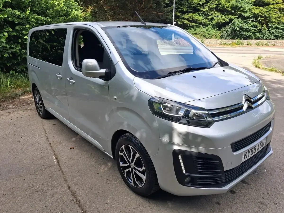 Used Citroën Spacetourer Feel 2018 Silver MPV