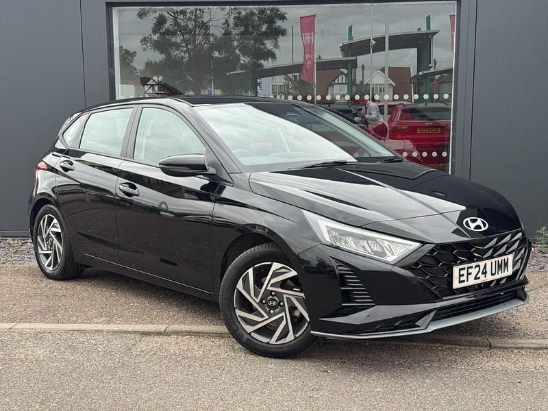 Black Used 2024 Hyundai i20 Advanced Hatchback | £15,595 (Fair price) - Image 1/4