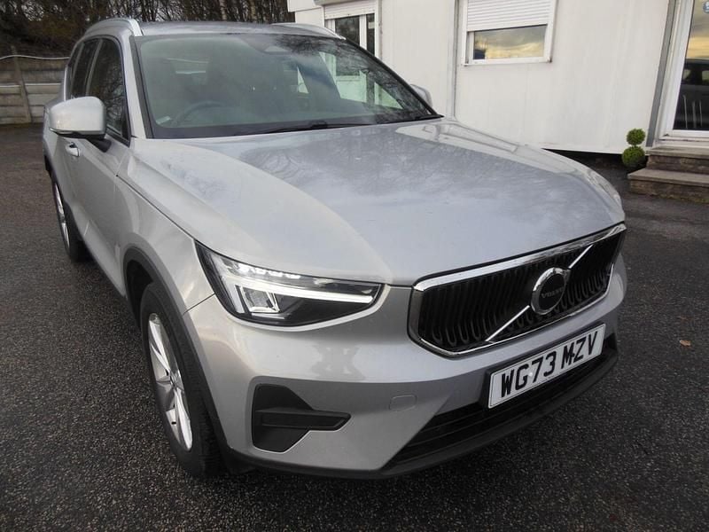 Silver Used 2023 Volvo XC40 Core SUV | £25,000 (Fair price) - Image 1/4