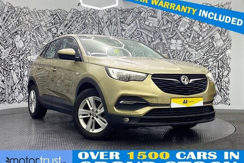 Used Vauxhall Grandland X S 130 HP (95 kW) 2018 Gold SUV
