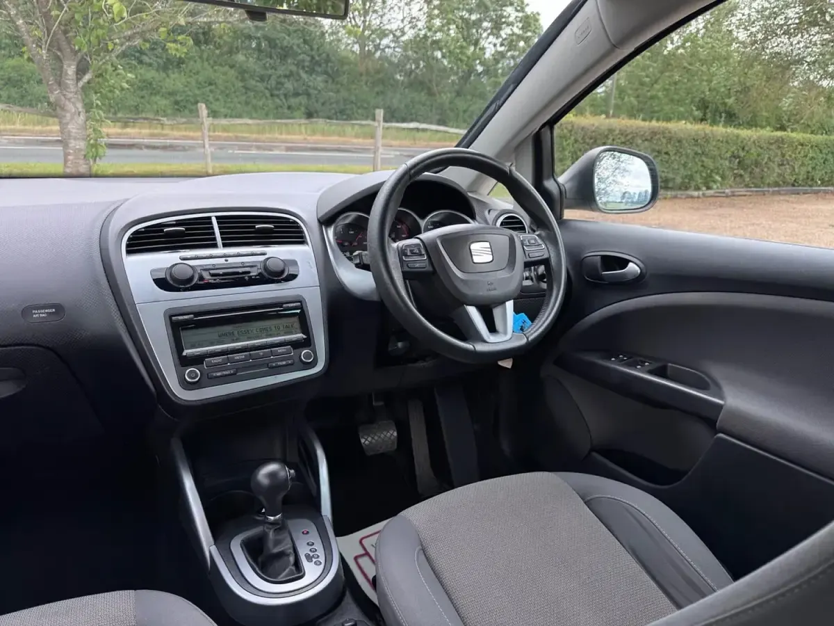 Used Seat Altea SE 105 HP (77 kW) 2011 Silver MPV