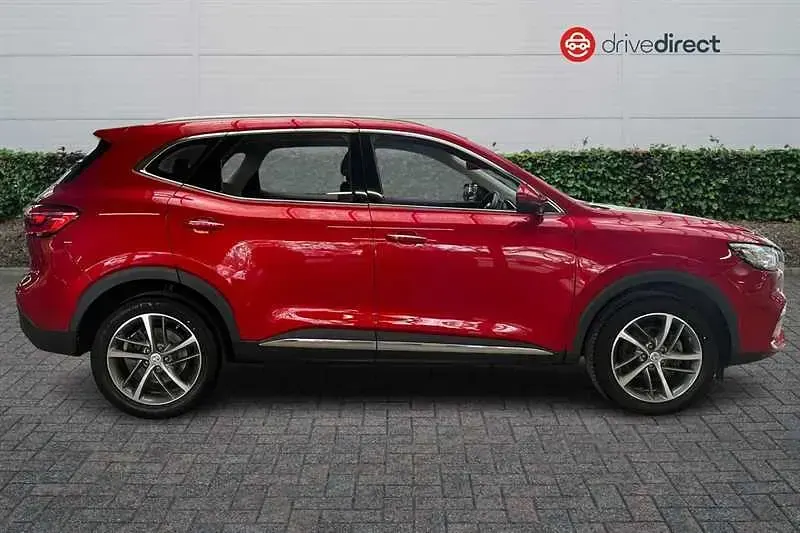 Used MG HS Excite 162 HP (119 kW) 2023 Red SUV