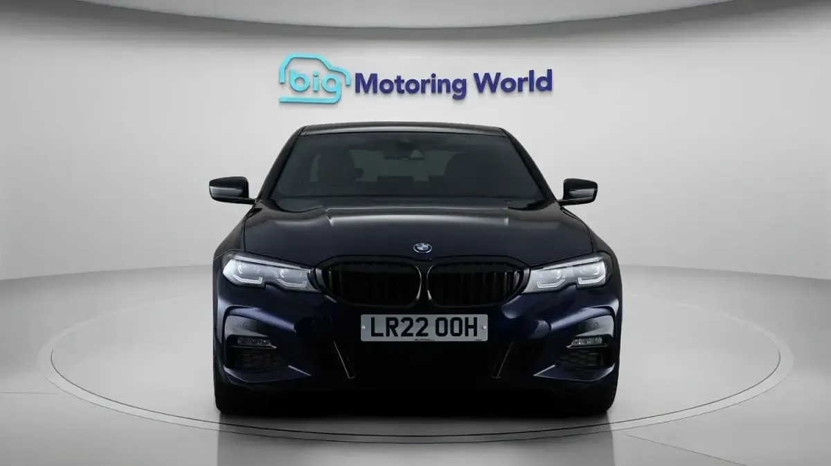 Used BMW 330e M Sport 292 HP (214 kW) 2022 Blue Sedan