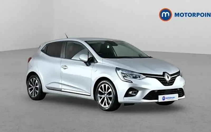 Used Renault Clio Iconic 101 HP (74 kW) 2020 Hatchback