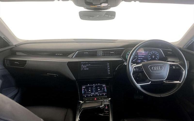 Used Audi e-tron Advanced 230 kW (313 HP) 2021 SUV