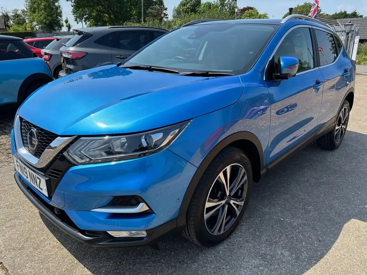 Used Nissan Qashqai N-Connecta 2019 Blue SUV