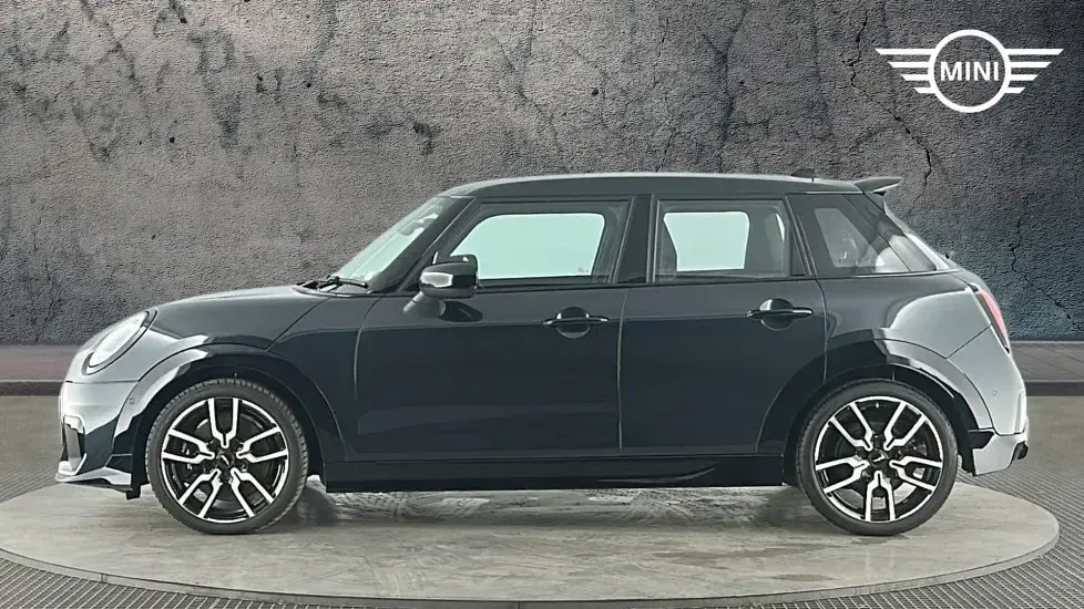 Used Mini Cooper Hatch 154 HP (113 kW) 2024 Grey Hatchback