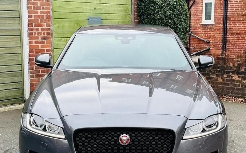 Used Jaguar XF R-Sport 179 HP (131 kW) 2020 Sedan