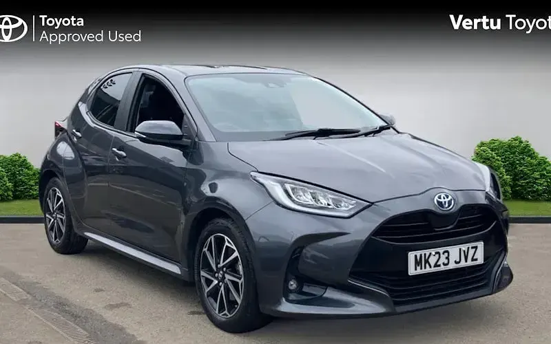 Used Toyota Yaris Hybrid Design 116 HP (85 kW) 2026 Hatchback