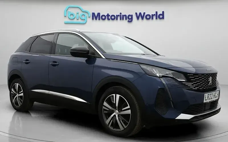 Second-hand Peugeot 3008 Allure Premium 131 CP (96 kW) 2022 SUV