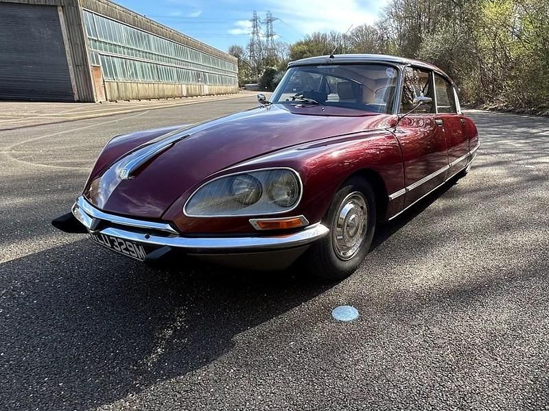 Used Citroën DS 1974 Maroon