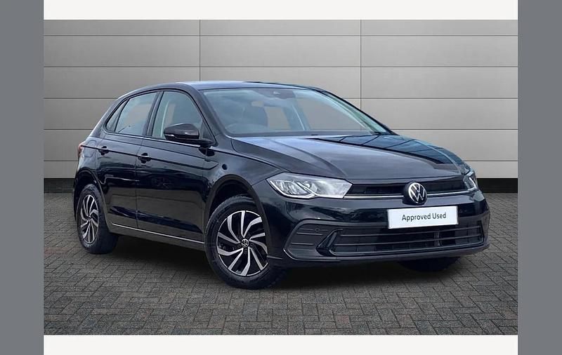 Used VW Polo Life 95 HP (69 kW) 2023 Black Hatchback
