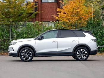 New Vauxhall Grandland X 136 HP (100 kW) 2025 Grey SUV