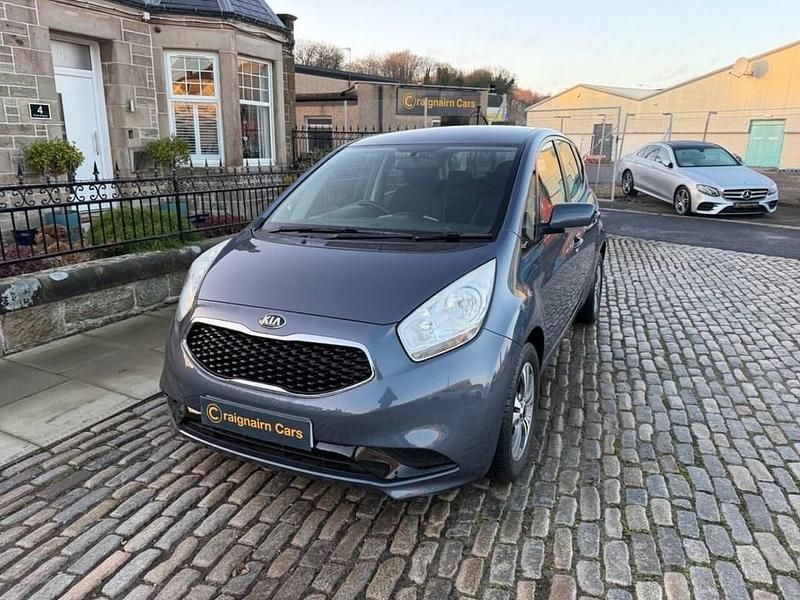 Used Kia Venga 89 HP (65 kW) 2015 Blue Hatchback