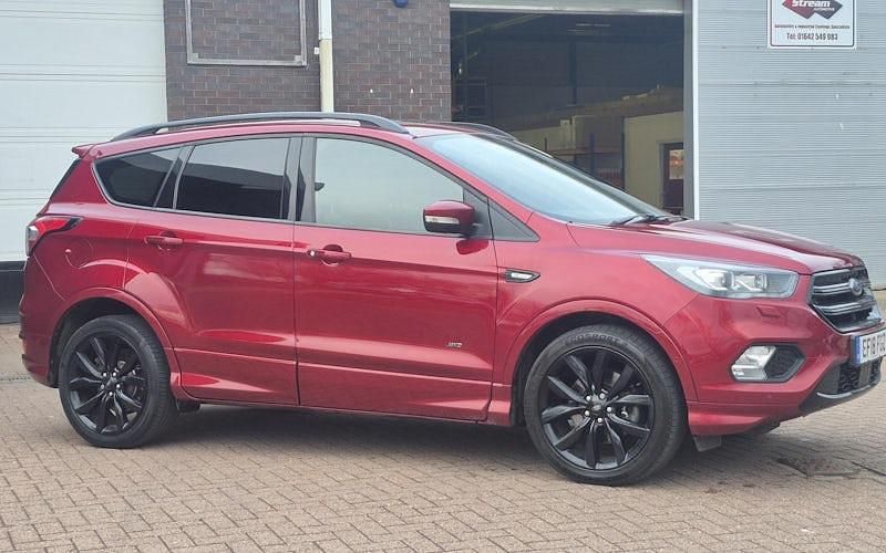 Used Ford Kuga ST-Line X 180 HP (132 kW) 2018 Red SUV