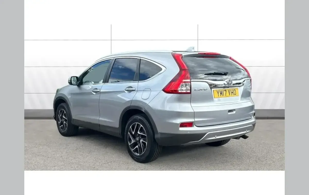 Used Honda CR-V SE Plus 158 HP (116 kW) 2017 Silver SUV