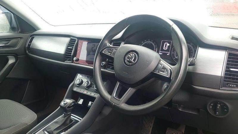 Usado Skoda Kodiaq SE 150 HP (110 kW) 2017 Branco SUV