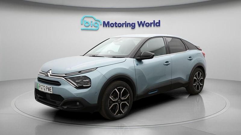 Used Citroën e-C4 Shine 100 kW (136 HP) 2022 Blue Hatchback