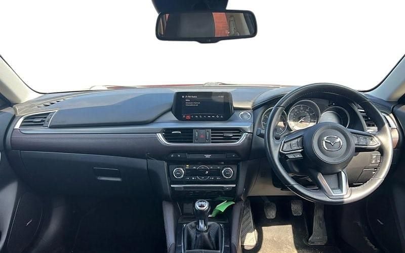 Usado Mazda 6 Inclusive 175 HP (128 kW) 2018 Vermelho Carrinha