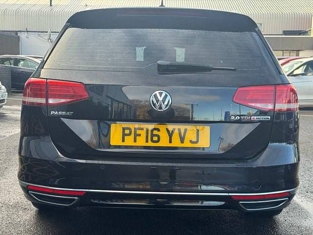 Used VW Passat R-line 240 HP (176 kW) 2016 Black Estate