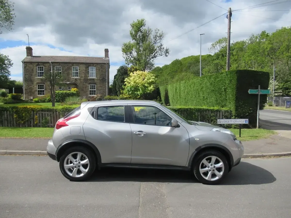 Used Nissan Juke Acenta 2011 Silver SUV