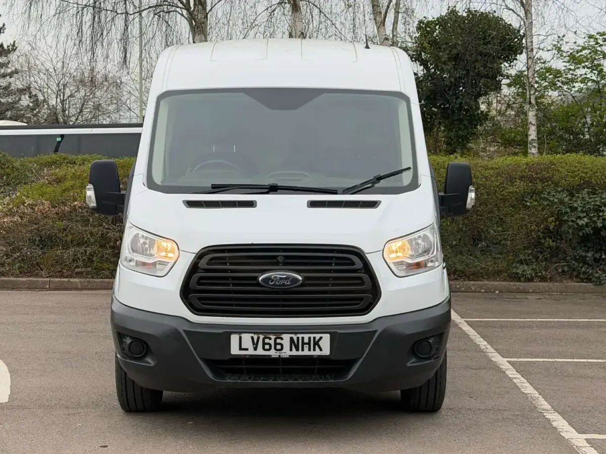Usado Ford Transit 125 CV (91 kW) 2016 Blanco Van