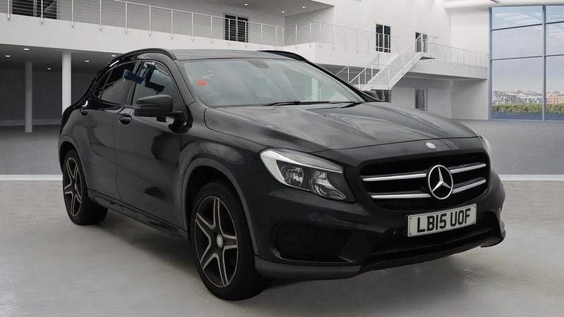 Black Used 2015 Mercedes GLA200 Executive SUV | £7,895 (Good price) - Image 1/4