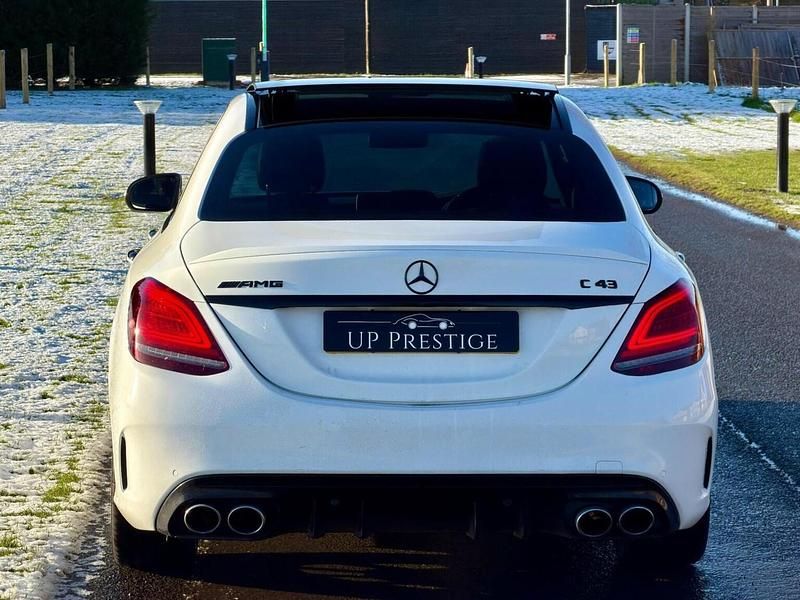 Begagnad Mercedes C43 AMG Premium Plus 2019 Vit Sedan