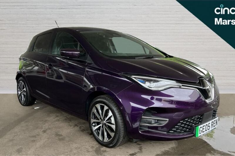 Plum/purple Used 2022 Renault Rapid GT-Line Hatchback | £11,884 (Expensive) - Image 1/4