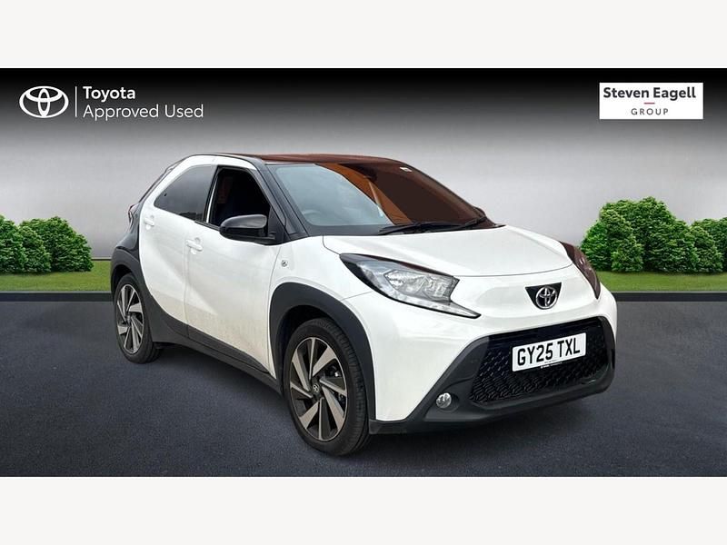 Used Toyota Aygo X 72 HP (52 kW) 2025 White SUV